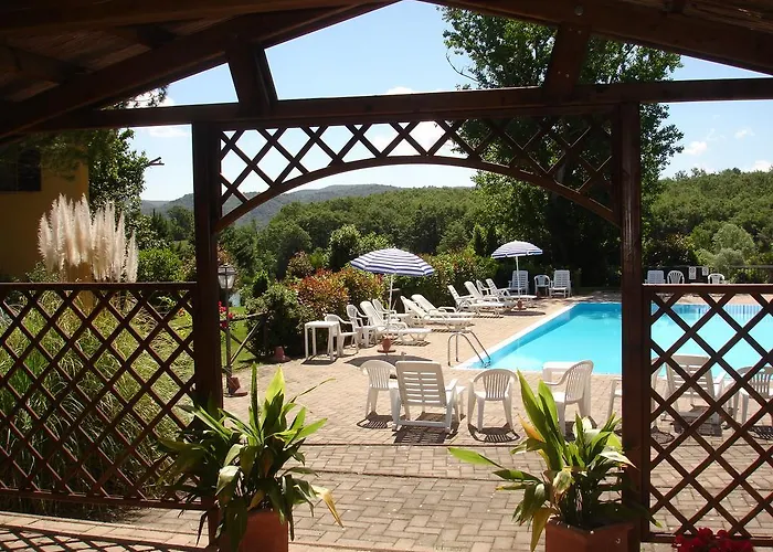 Giulia Superior Shared Pool Wi-fi Pievescola